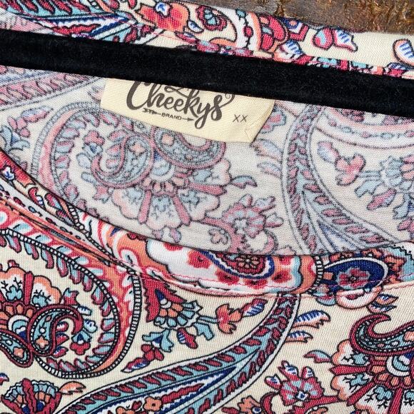 Cheekys Brand Paisley Sequined Pocket Short Sleeve Blouse Women's Size XXL - Picture 3 of 5